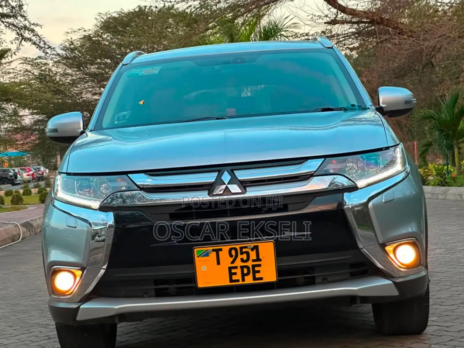 Mitsubishi Outlander 2015 Silver