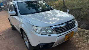 Subaru Forester 2009 White