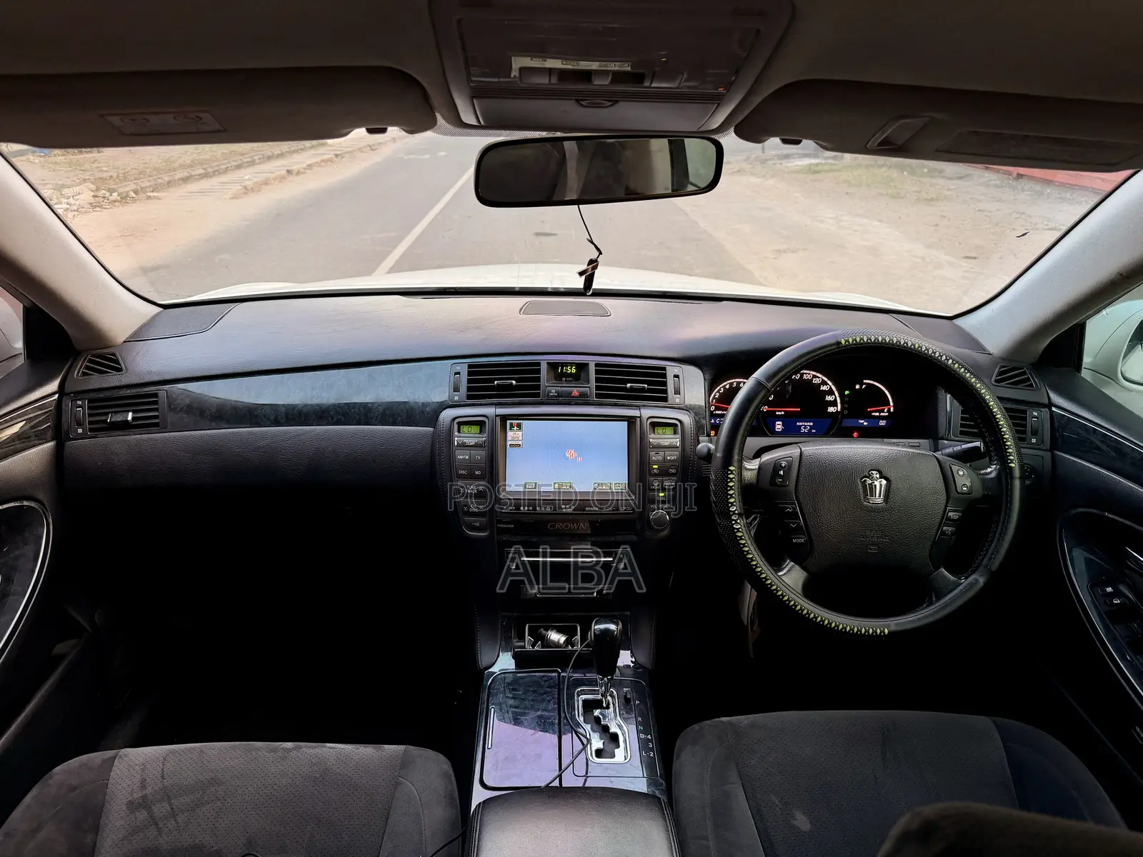 Toyota Crown Royale 2005 Pearl