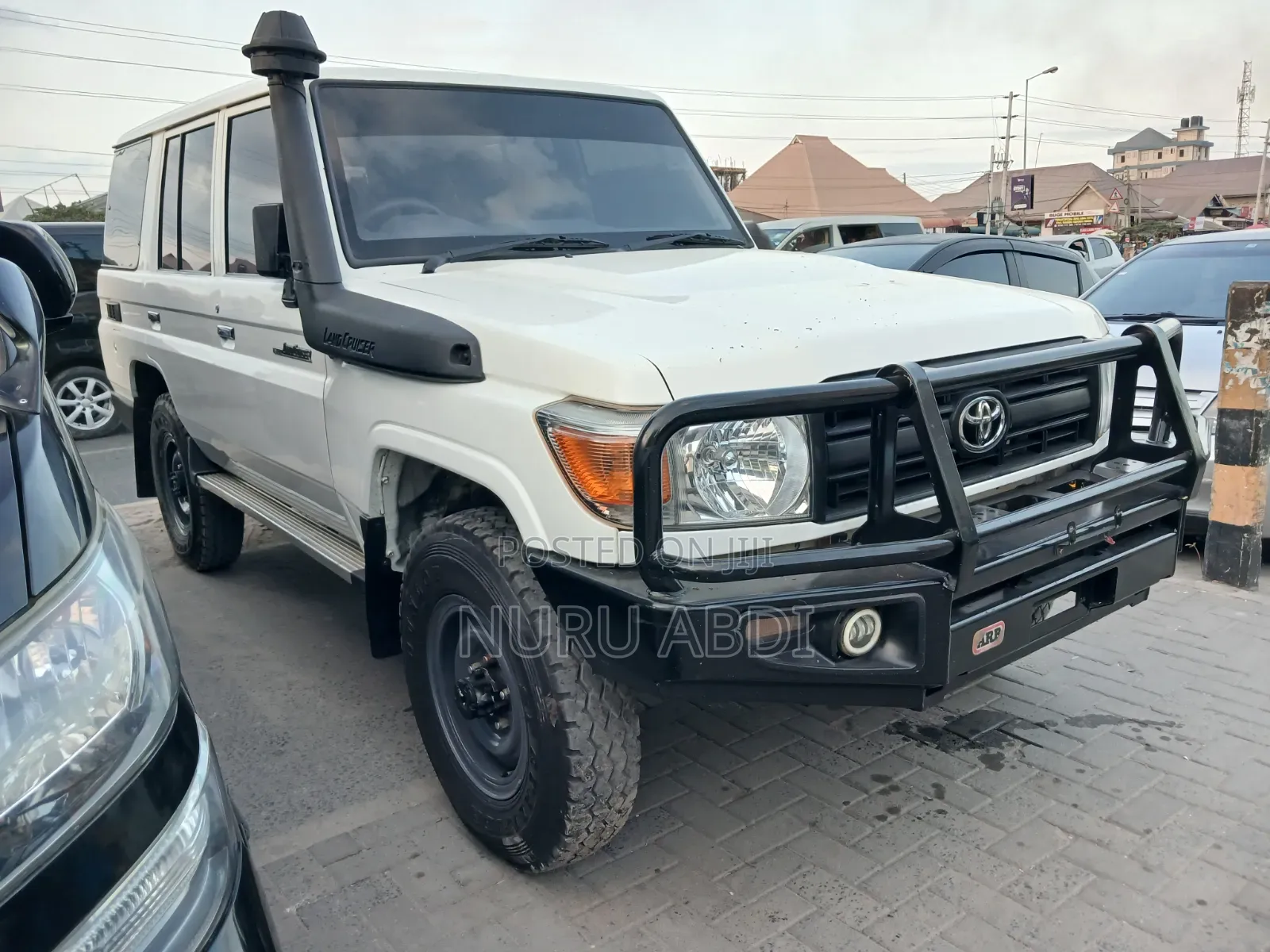 Toyota Land Cruiser 2018 White