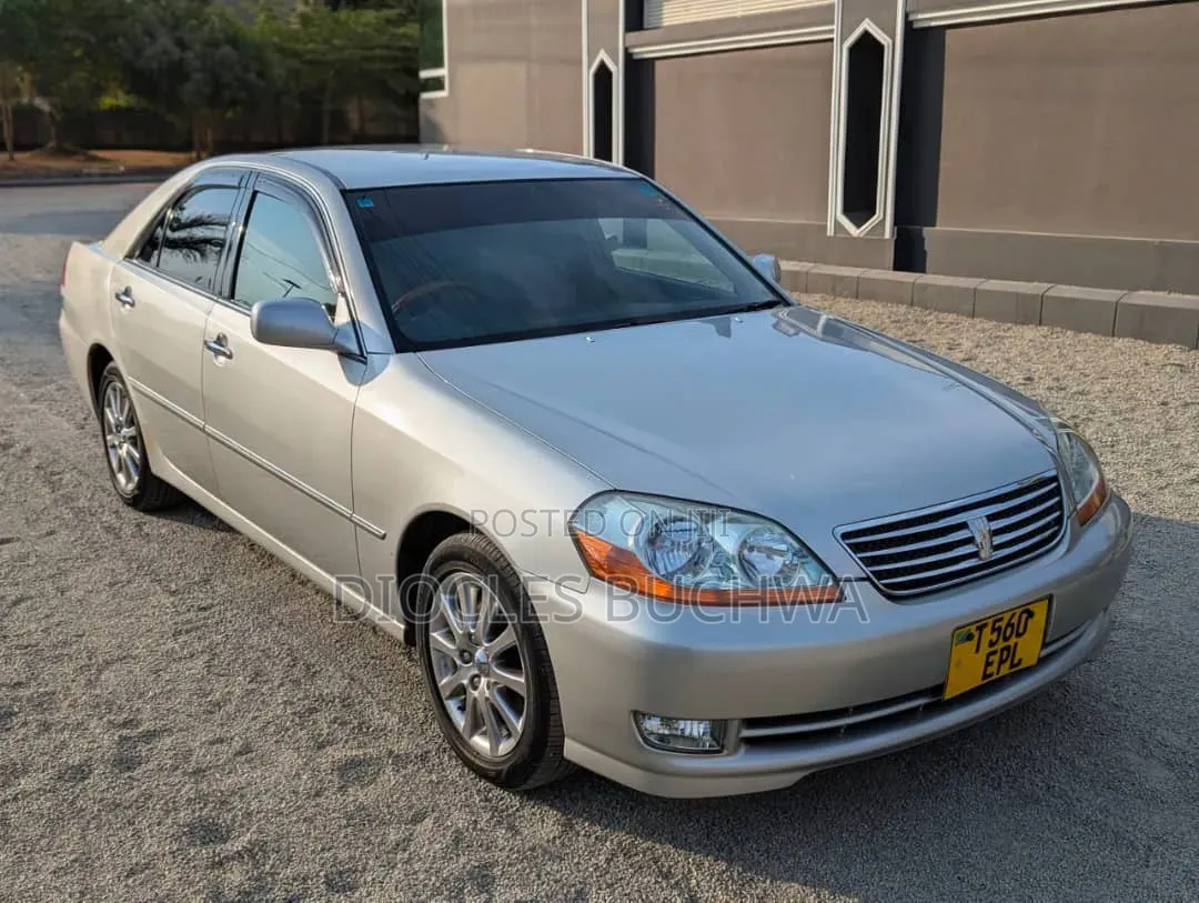 Toyota Mark II 2004 Silver