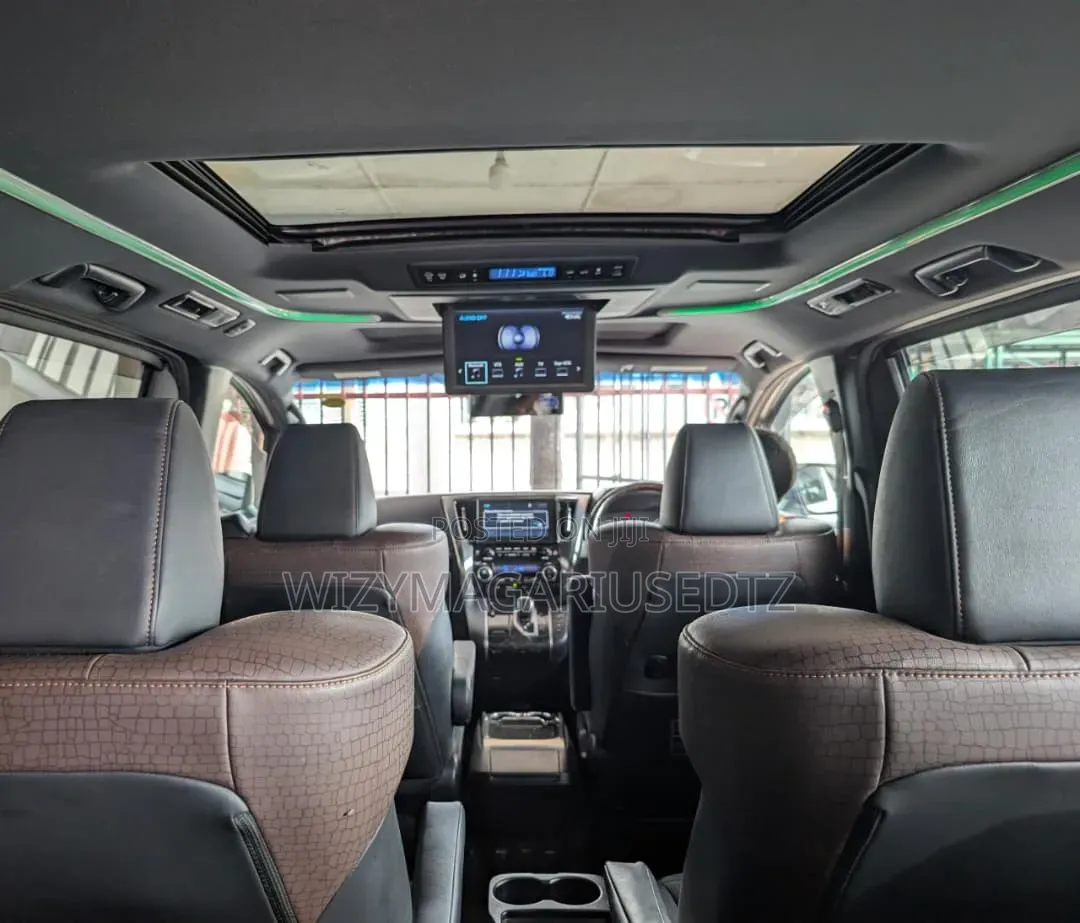 Toyota Alphard 2016 Teal