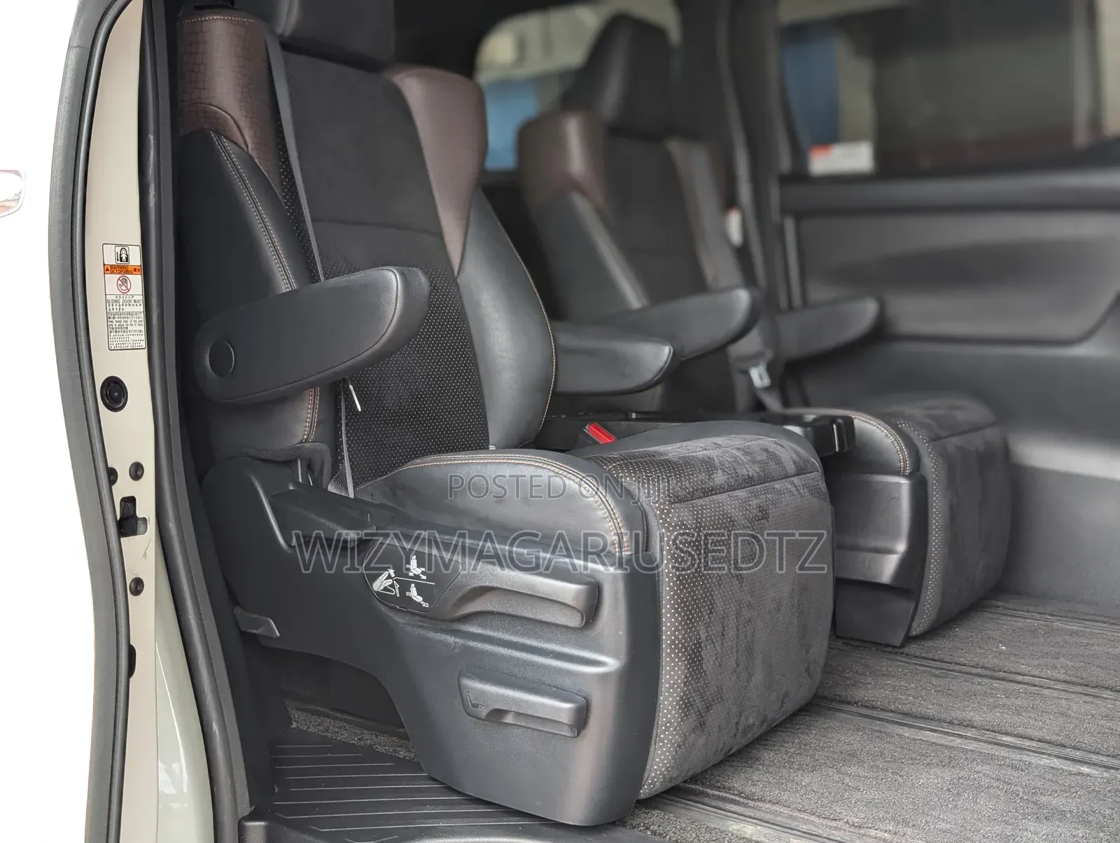 Toyota Alphard 2016 Teal