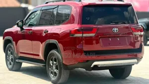 Toyota Land Cruiser 2025 Maroon