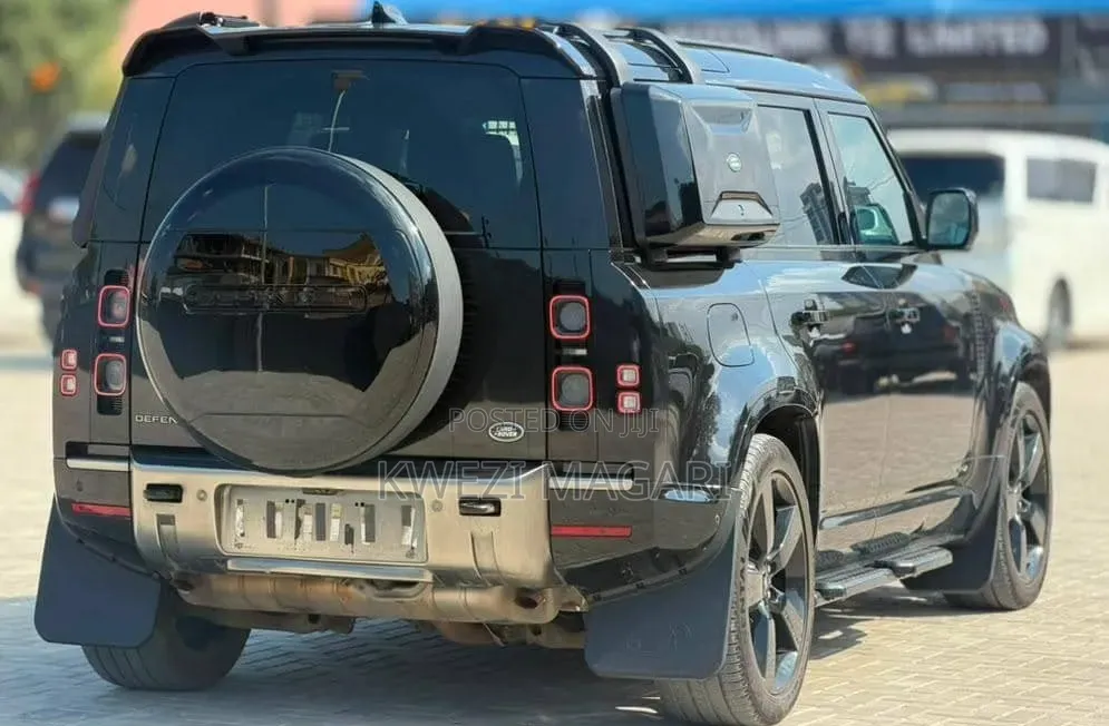 Land Rover Defender 2021 Black