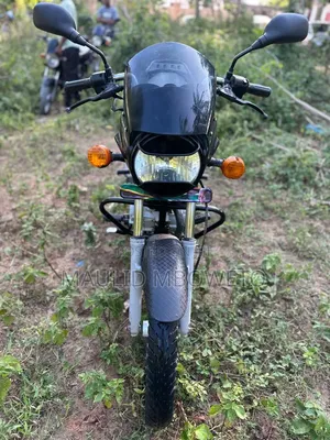 Bajaj Boxer 125 2024 Black