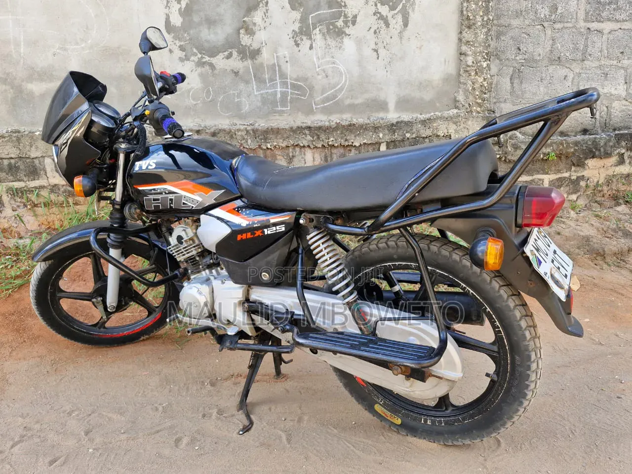 TVS HLX 125 2025 Black