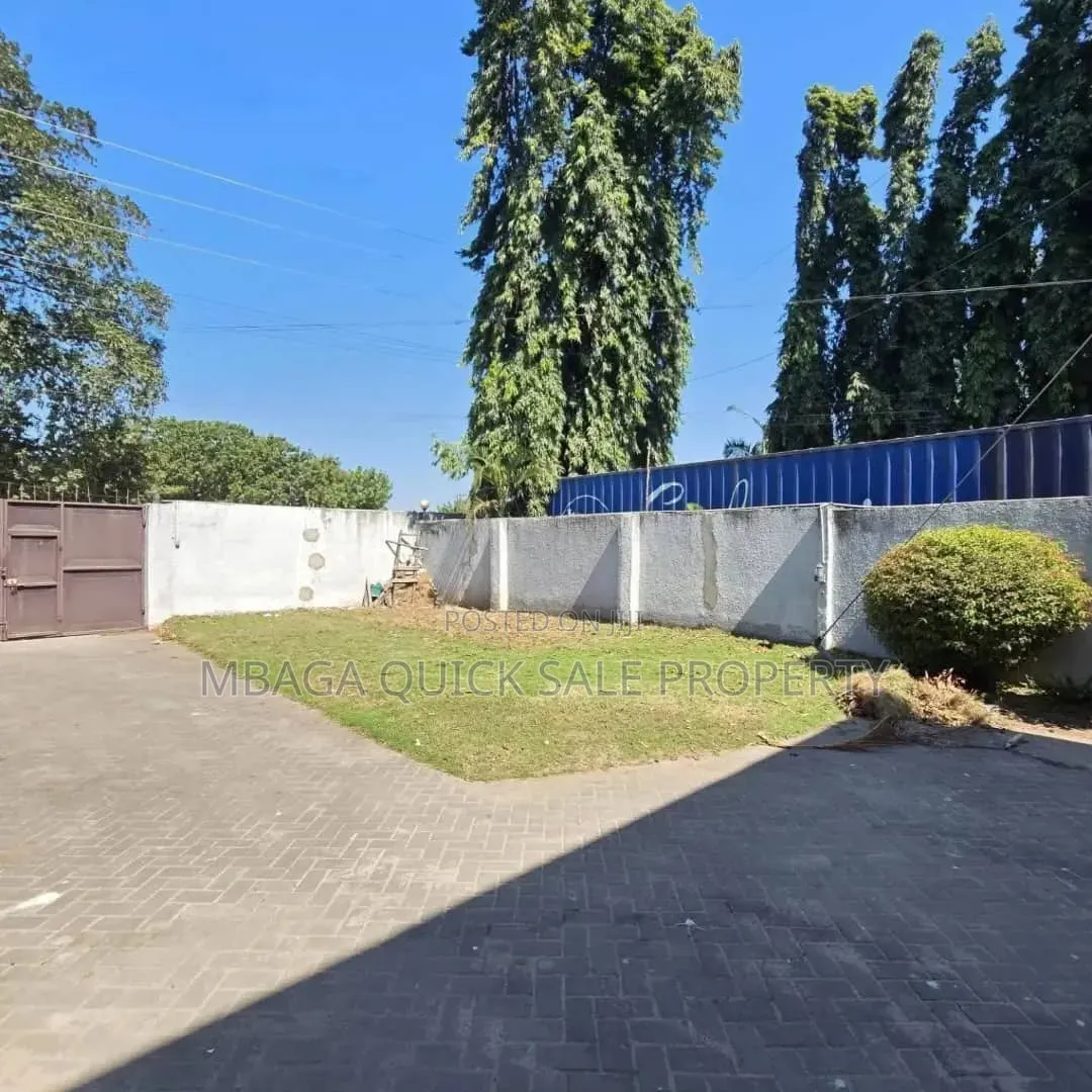 4bdrm House in Msasani for rent