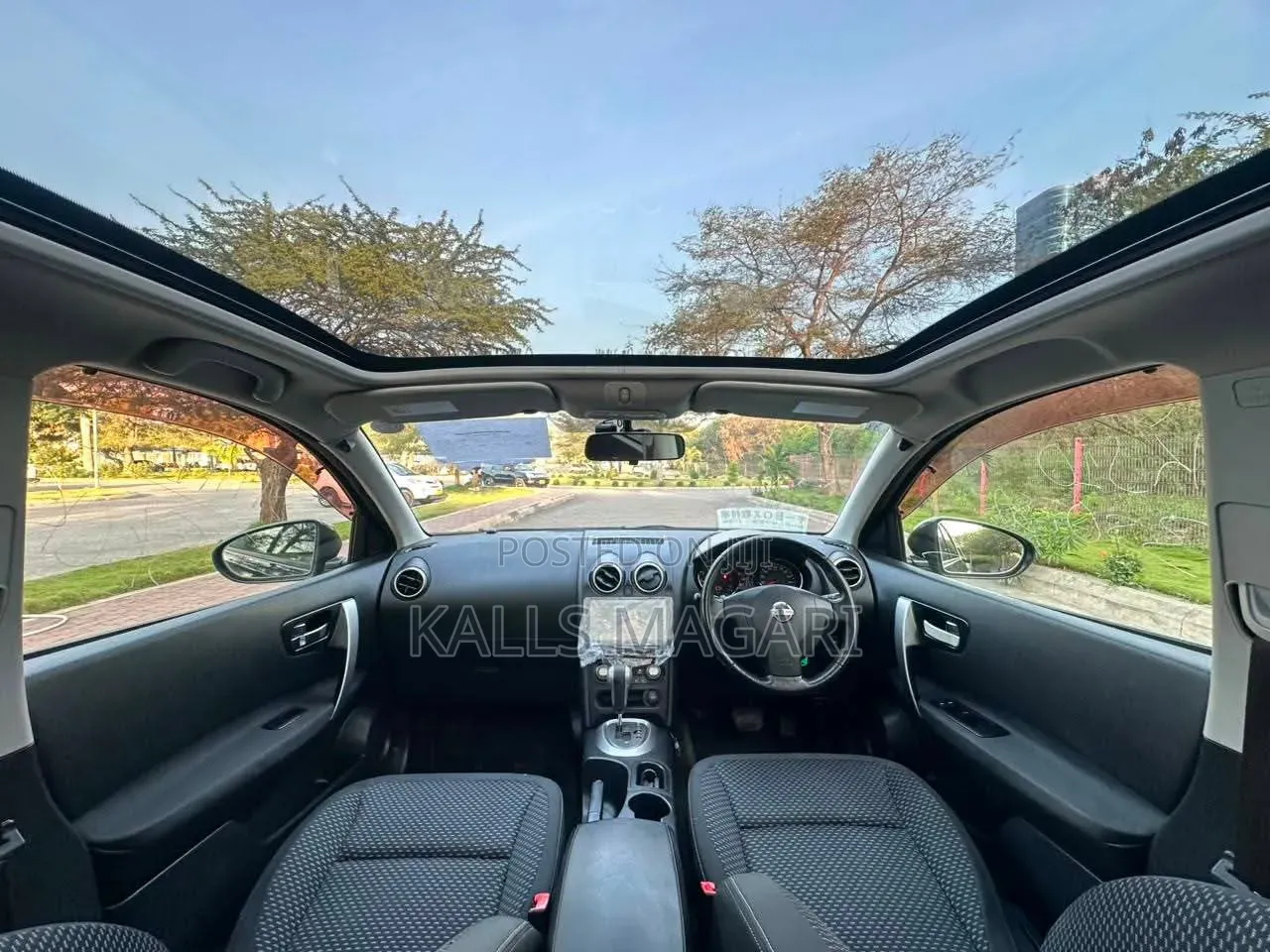 Nissan Dualis 2010 Black