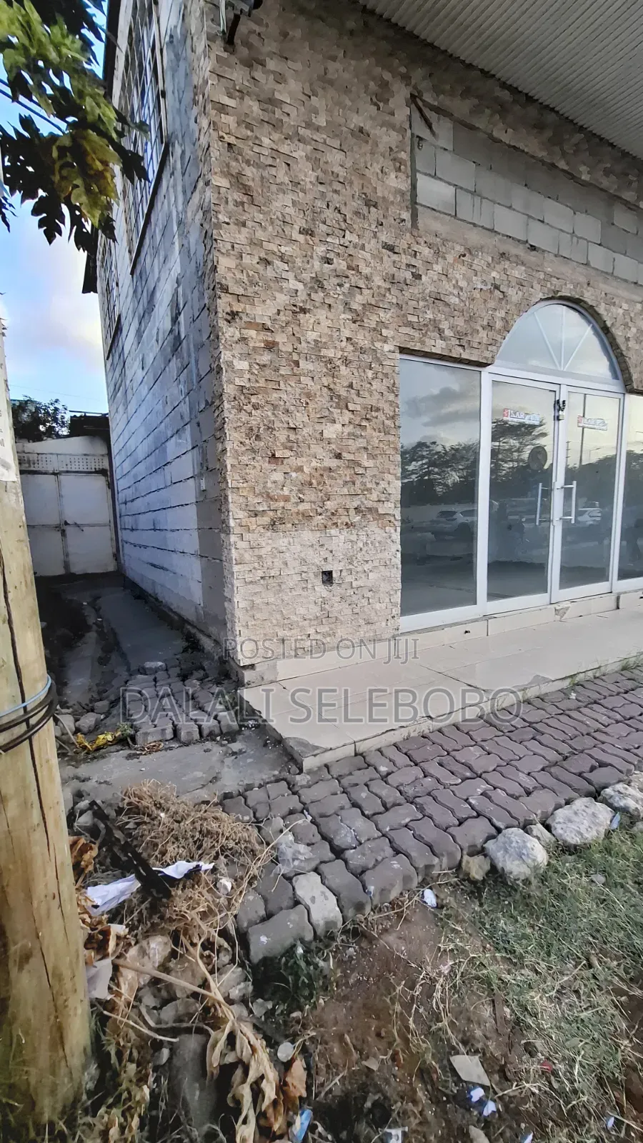 6bdrm Bungalow in Makumbusho Bus Stop, Kijitonyama for sale