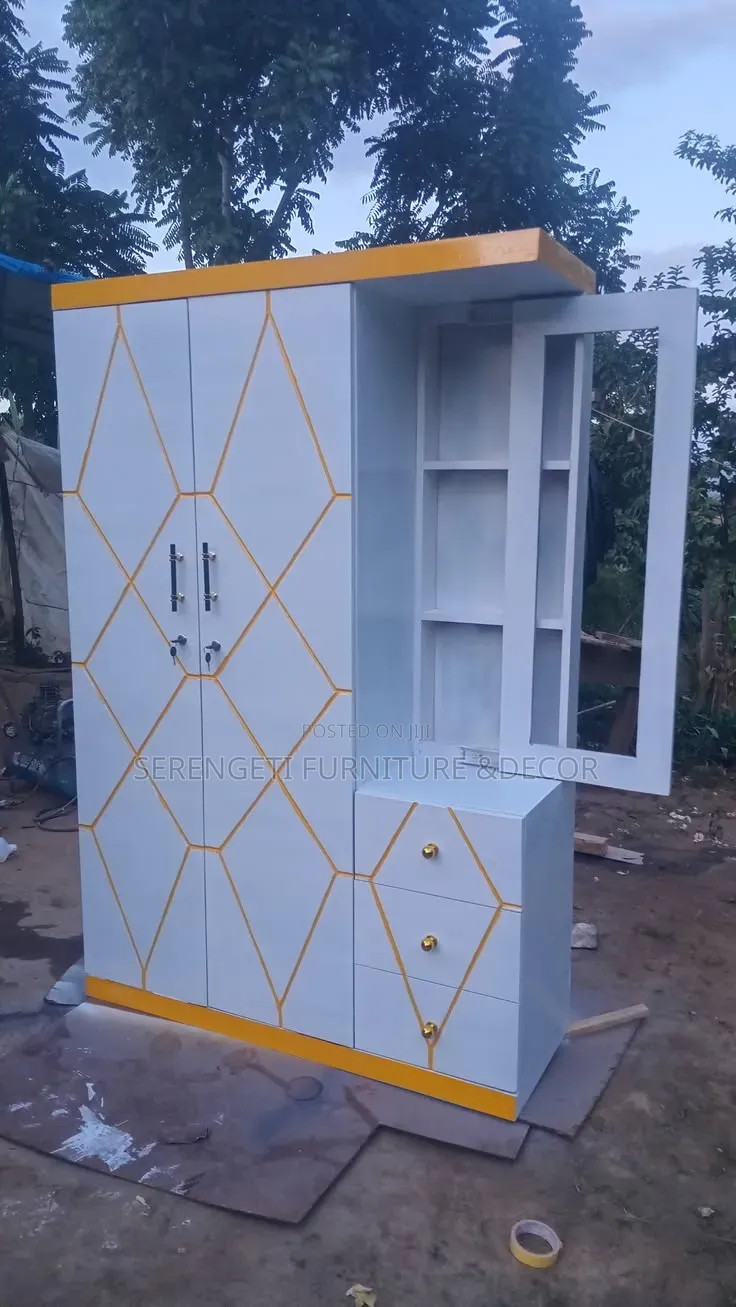 Kabati La Milango Miwil Pamoja Na Dressing