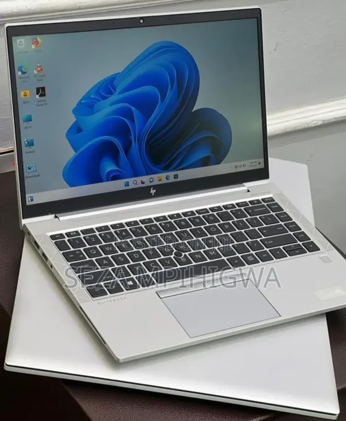 Laptop HP EliteBook 845 G8 16GB AMD Ryzen 7 SSD 512GB
