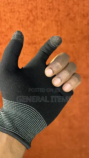 Gaming Gloves
