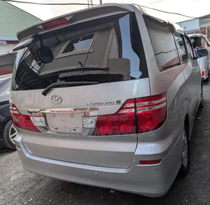 Toyota Alphard 2005 Silver