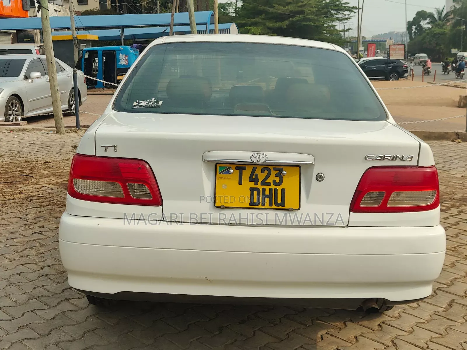 Toyota Carina 2001 White