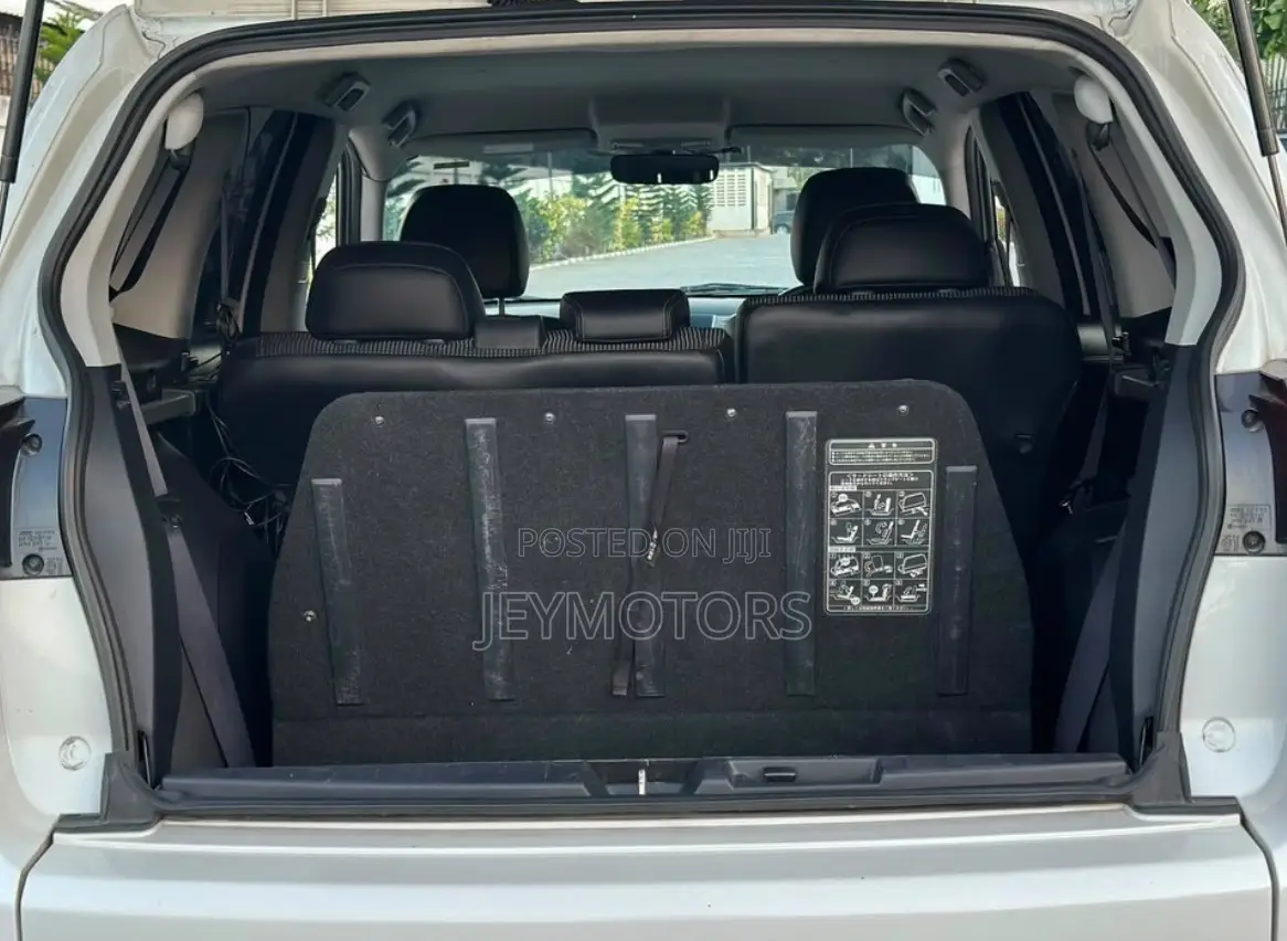 Mitsubishi Outlander 2012 White
