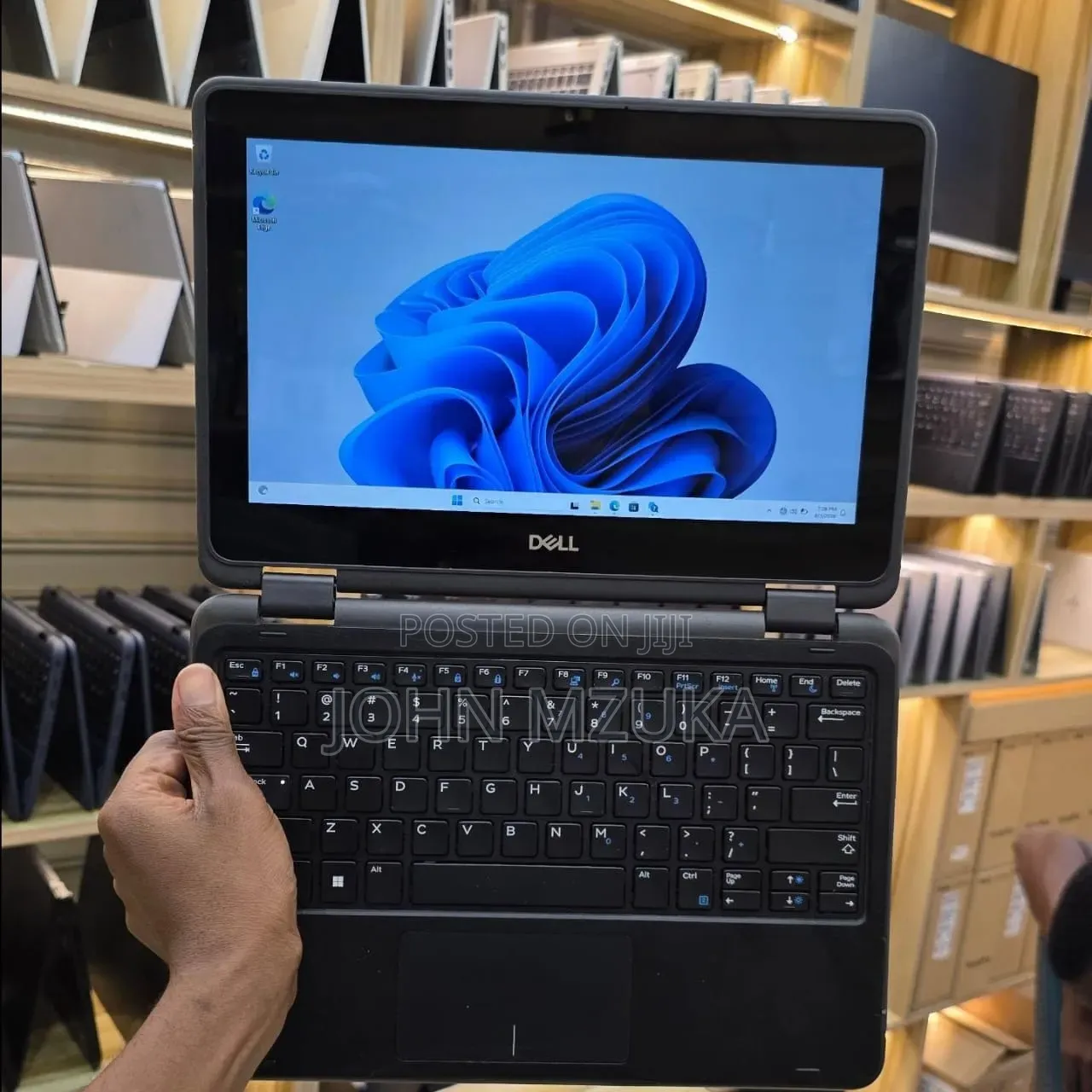 Laptop Dell Latitude 3189 4GB Intel SSD 128GB