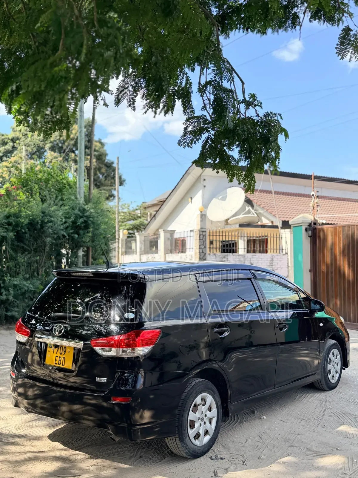 Toyota Wish 2010 Black
