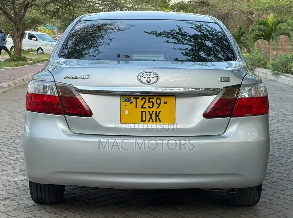 Toyota Premio 1.5 FWD 2009 Silver