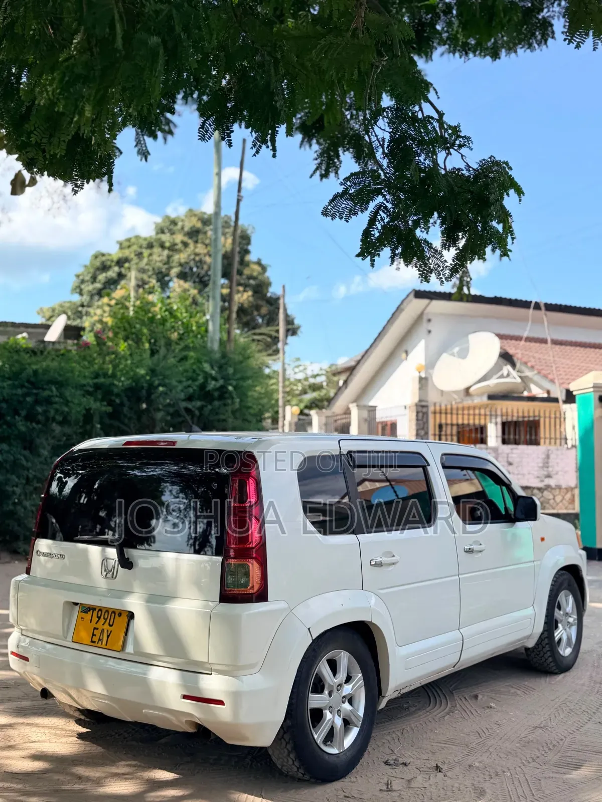 Honda Crossroad 2008 White