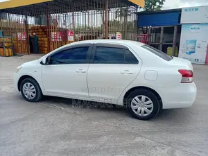 Toyota Belta 2006 White