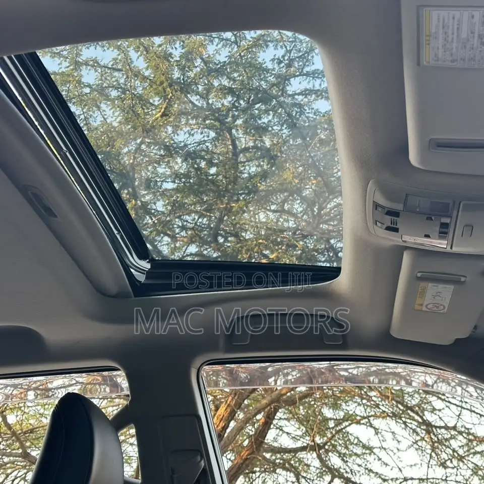 Toyota Land Cruiser Prado 2.8 2021 White