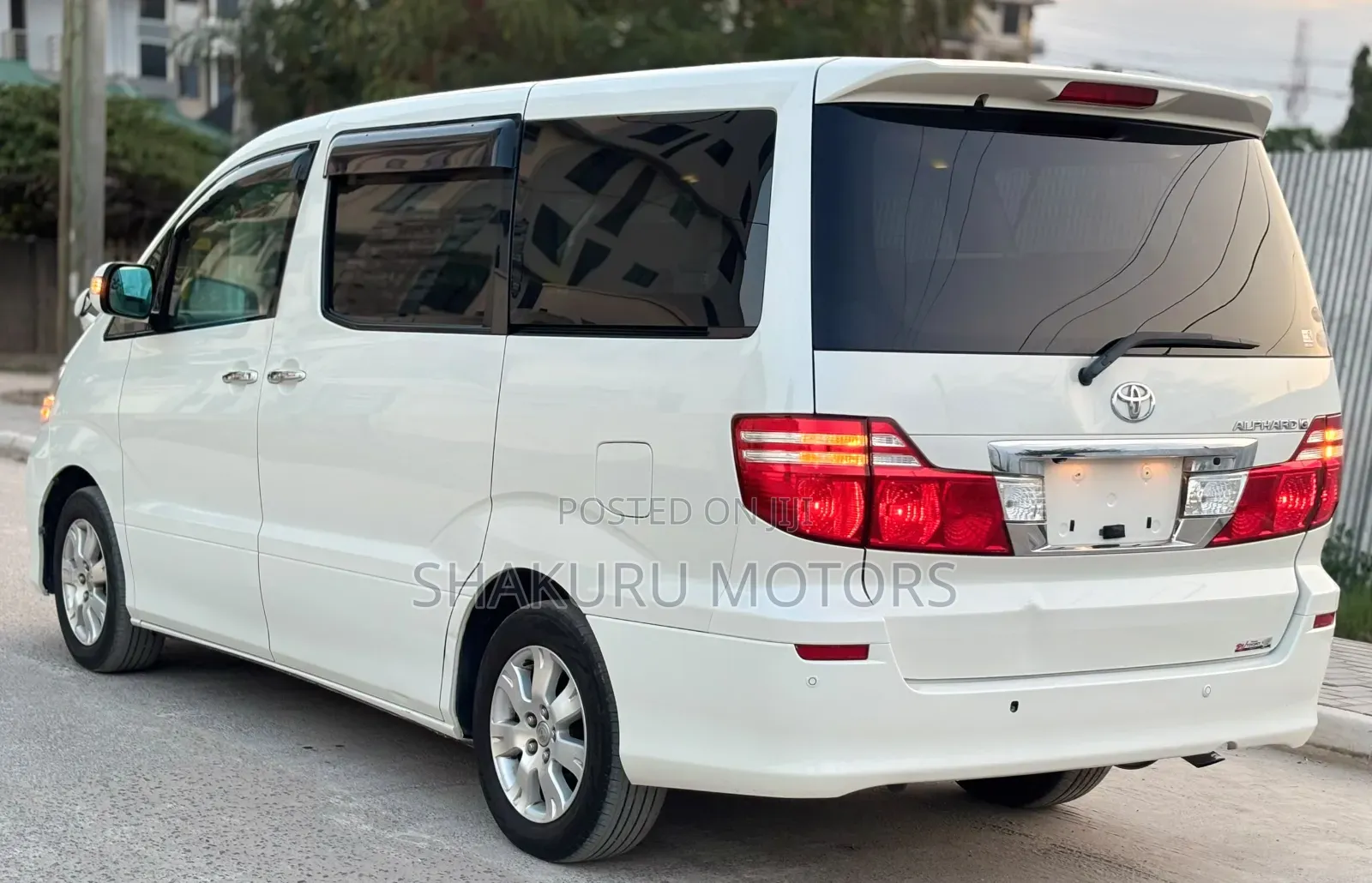 Toyota Alphard 2007 White