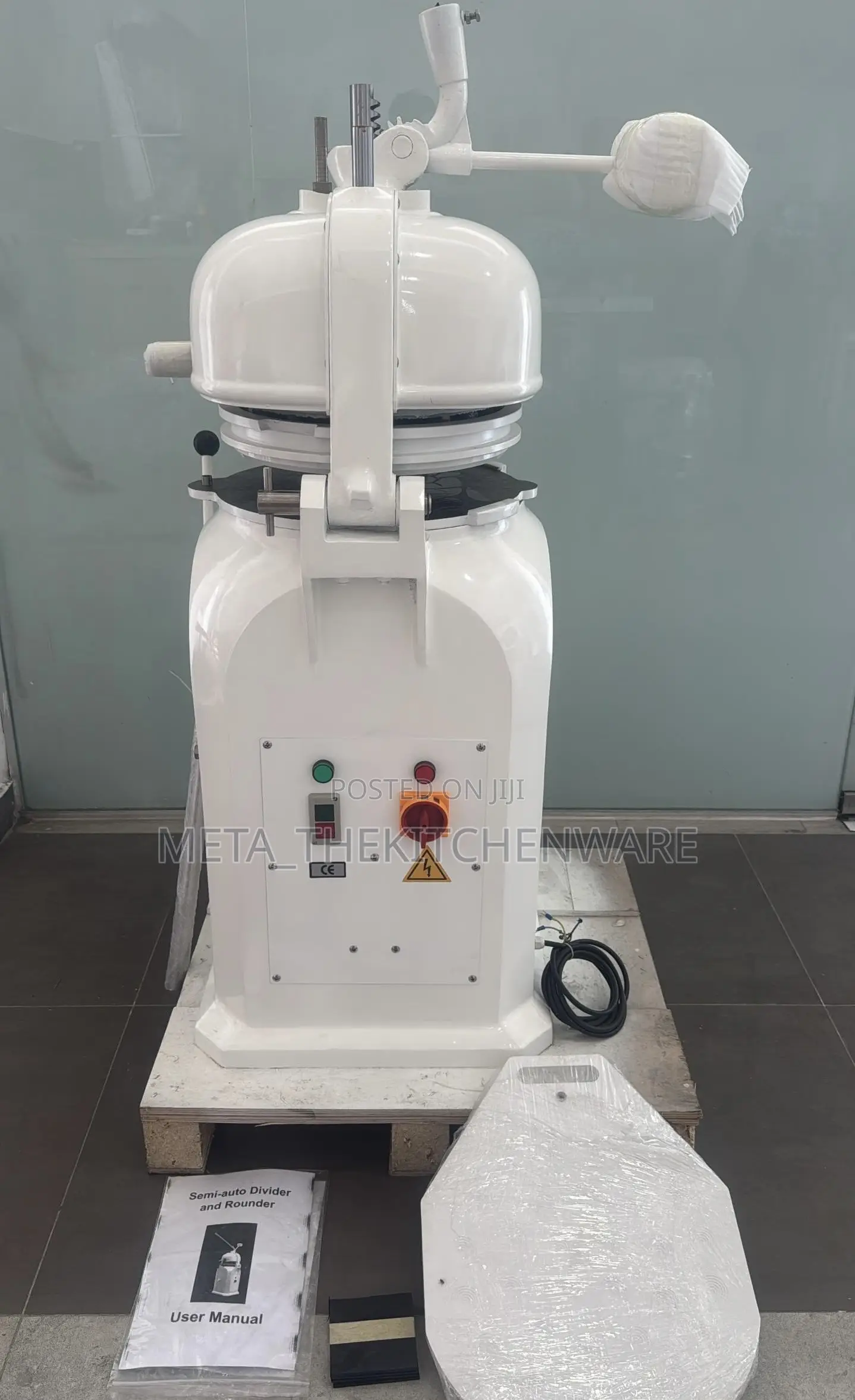 Semi Automatic Dough Divider Rounder Fk-30
