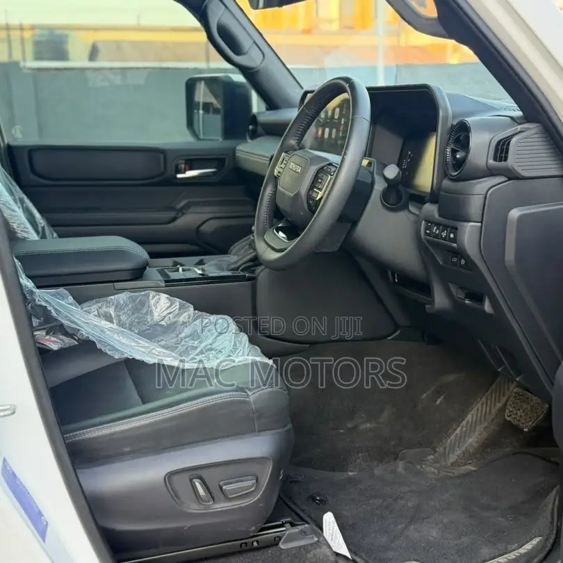 Toyota Land Cruiser Prado 2.8 2025 White