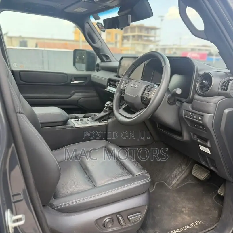 Toyota Land Cruiser Prado 2.8 2024 Gray