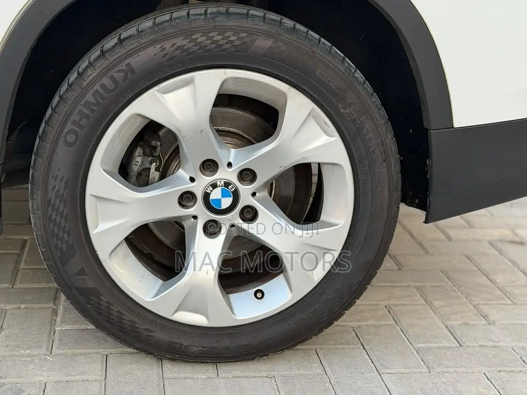 BMW X1 2012 Pearl