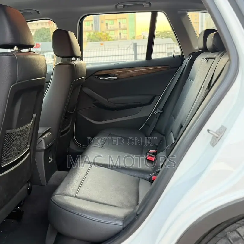 BMW X1 2012 Pearl