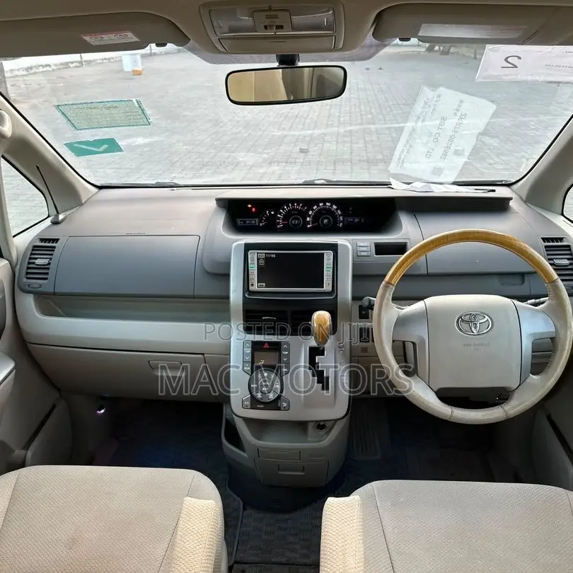 Toyota Noah 2009 Black