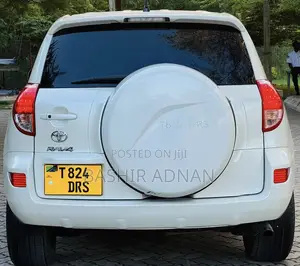 Toyota RAV4 2006 Pearl