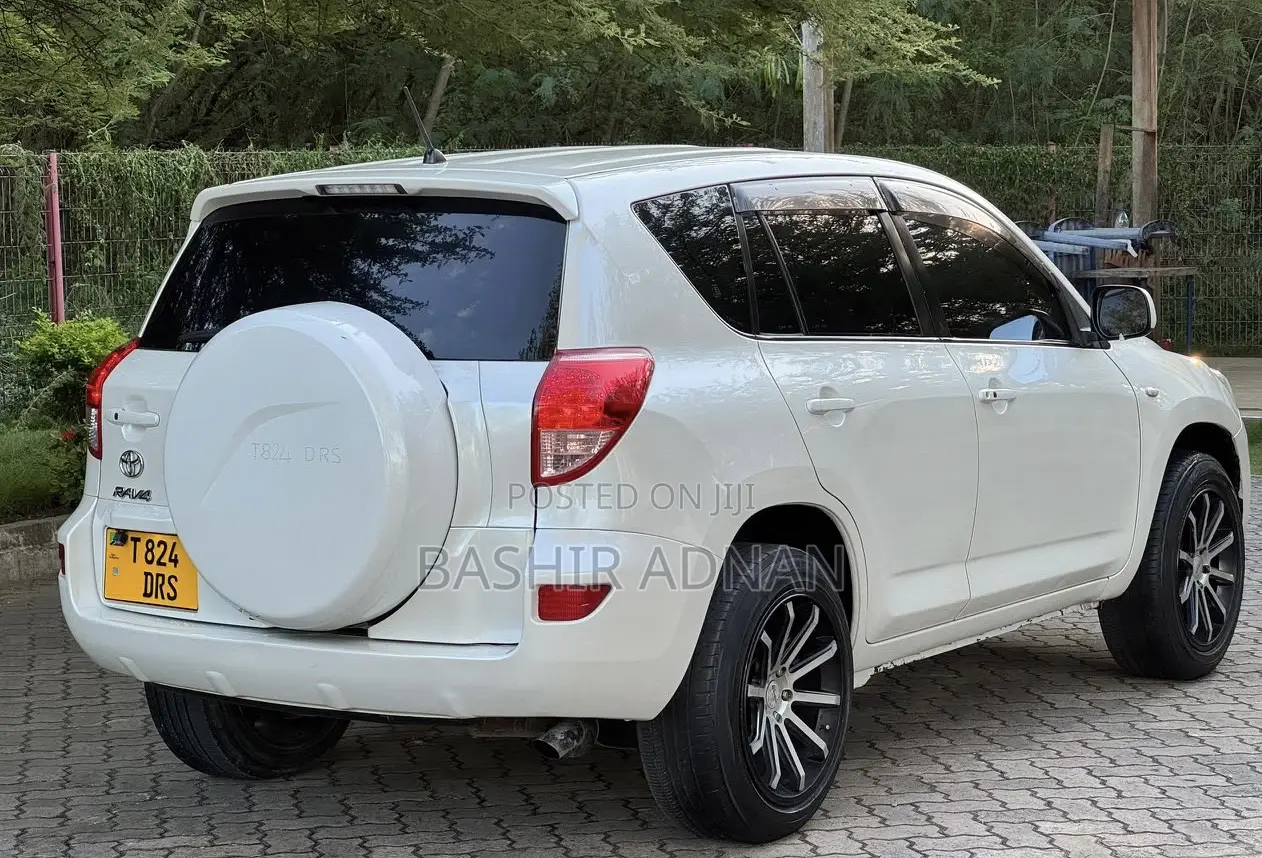 Toyota RAV4 2006 Pearl