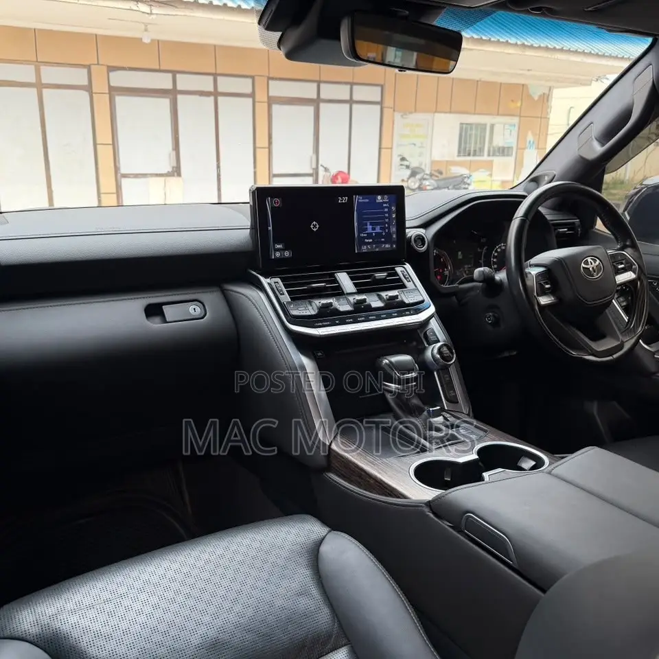 Toyota Land Cruiser 2023 Black