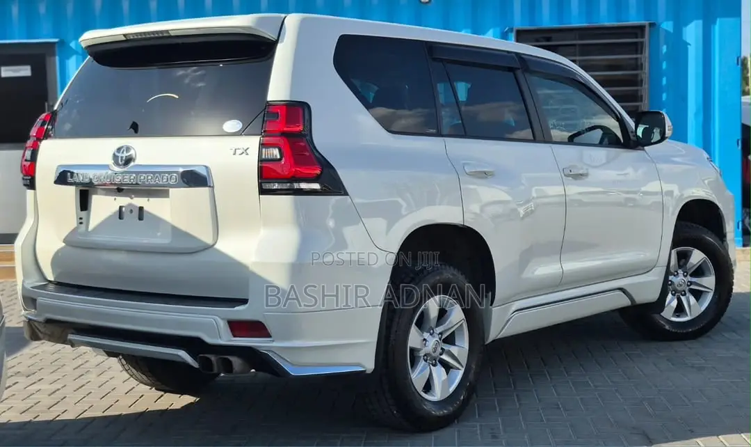 Toyota Land Cruiser Prado 2.7 2019 Pearl