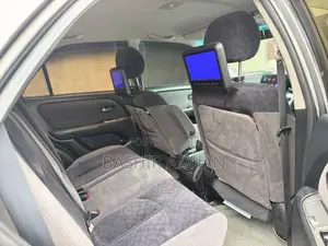 Toyota Harrier 3.0 V6 2001 Gray