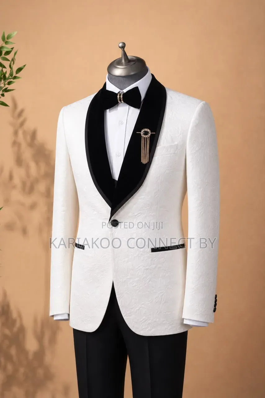 Men’s Luxury White Floral Jacquard Tuxedo Suit