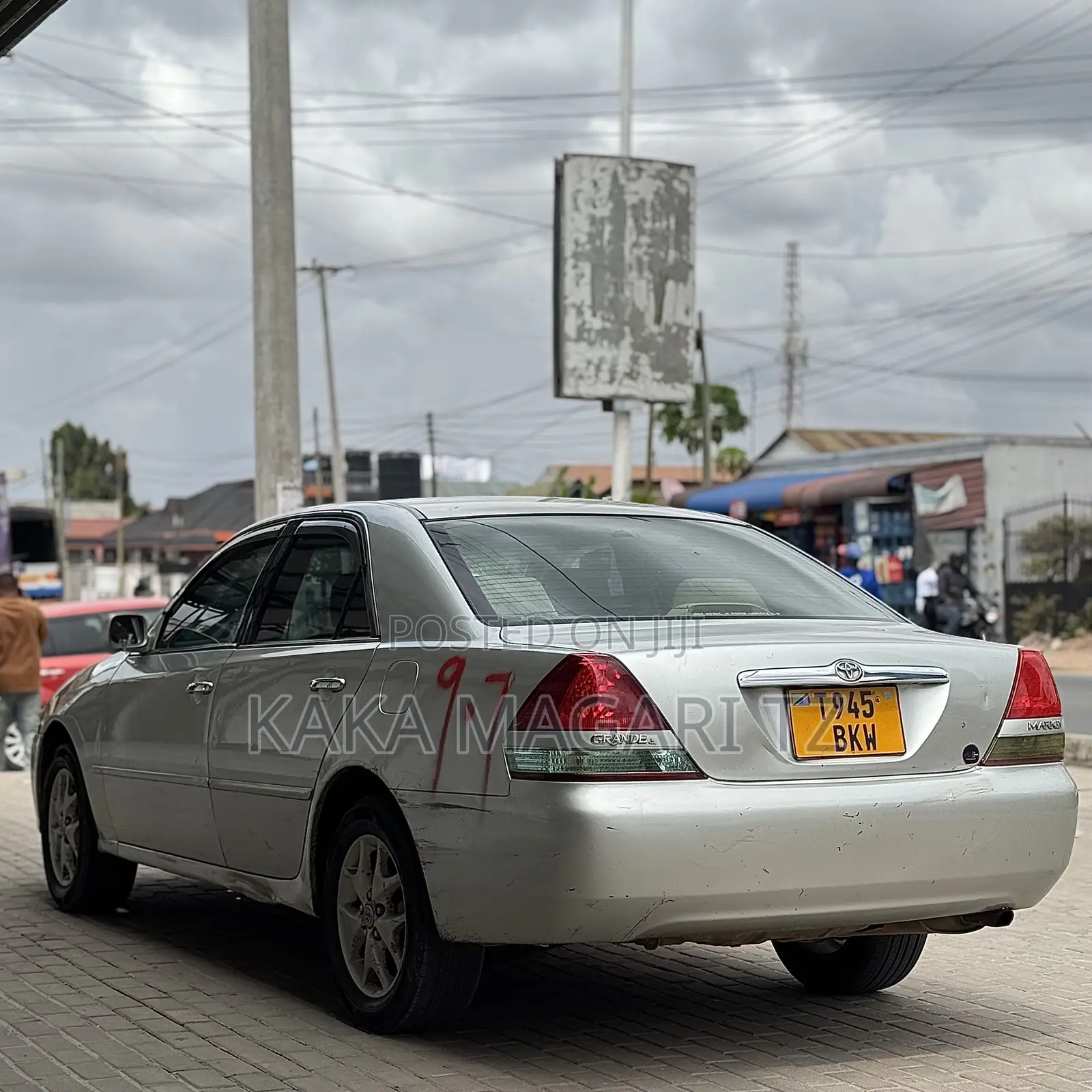 Toyota Mark II 2002 Silver