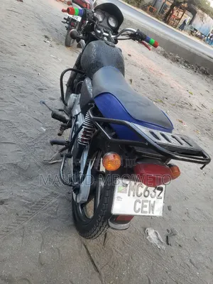 Bajaj Boxer X125 2020 Black