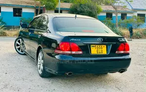Toyota Crown 2006 Black