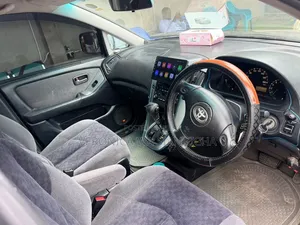 Toyota Harrier 2001