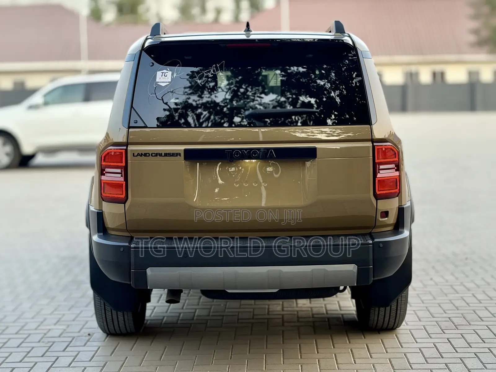 New Toyota Land Cruiser LC250 2025 Gold