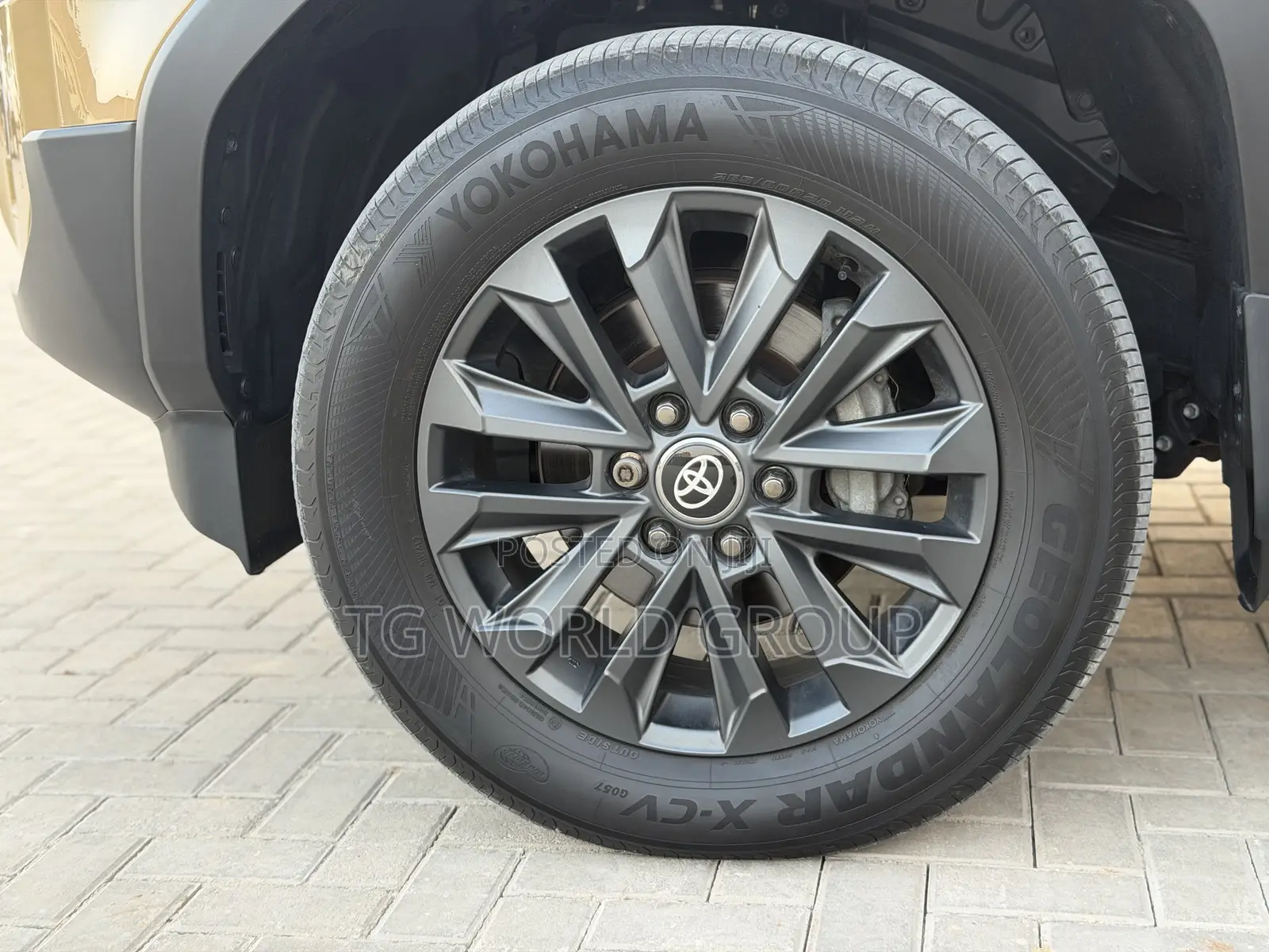 New Toyota Land Cruiser LC250 2025 Gold