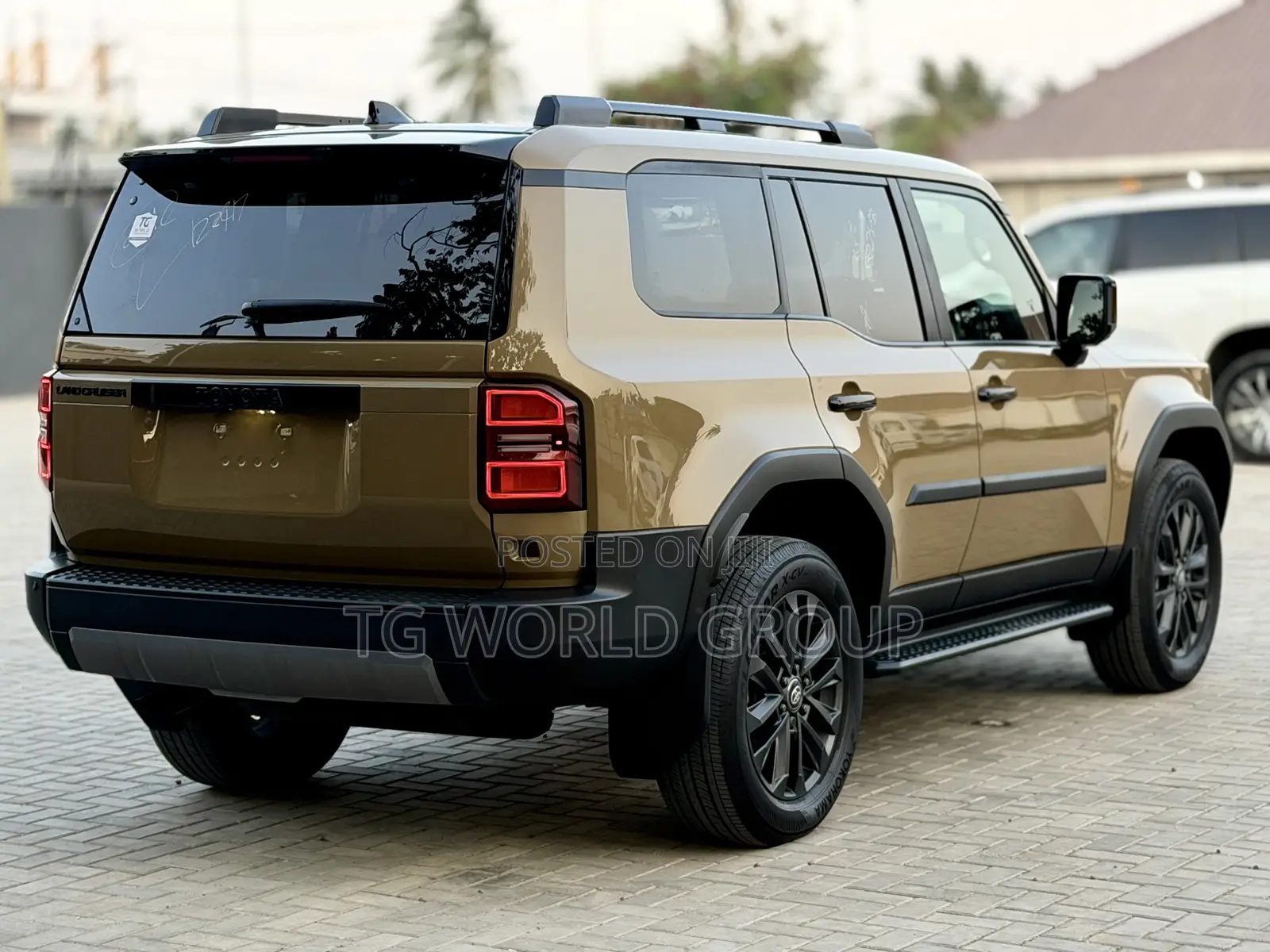 New Toyota Land Cruiser LC250 2025 Gold