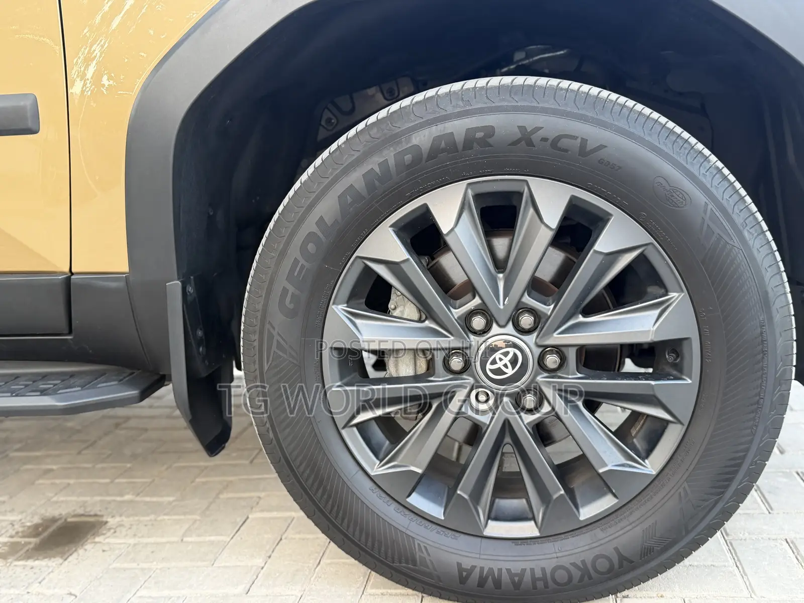 New Toyota Land Cruiser LC250 2025 Gold