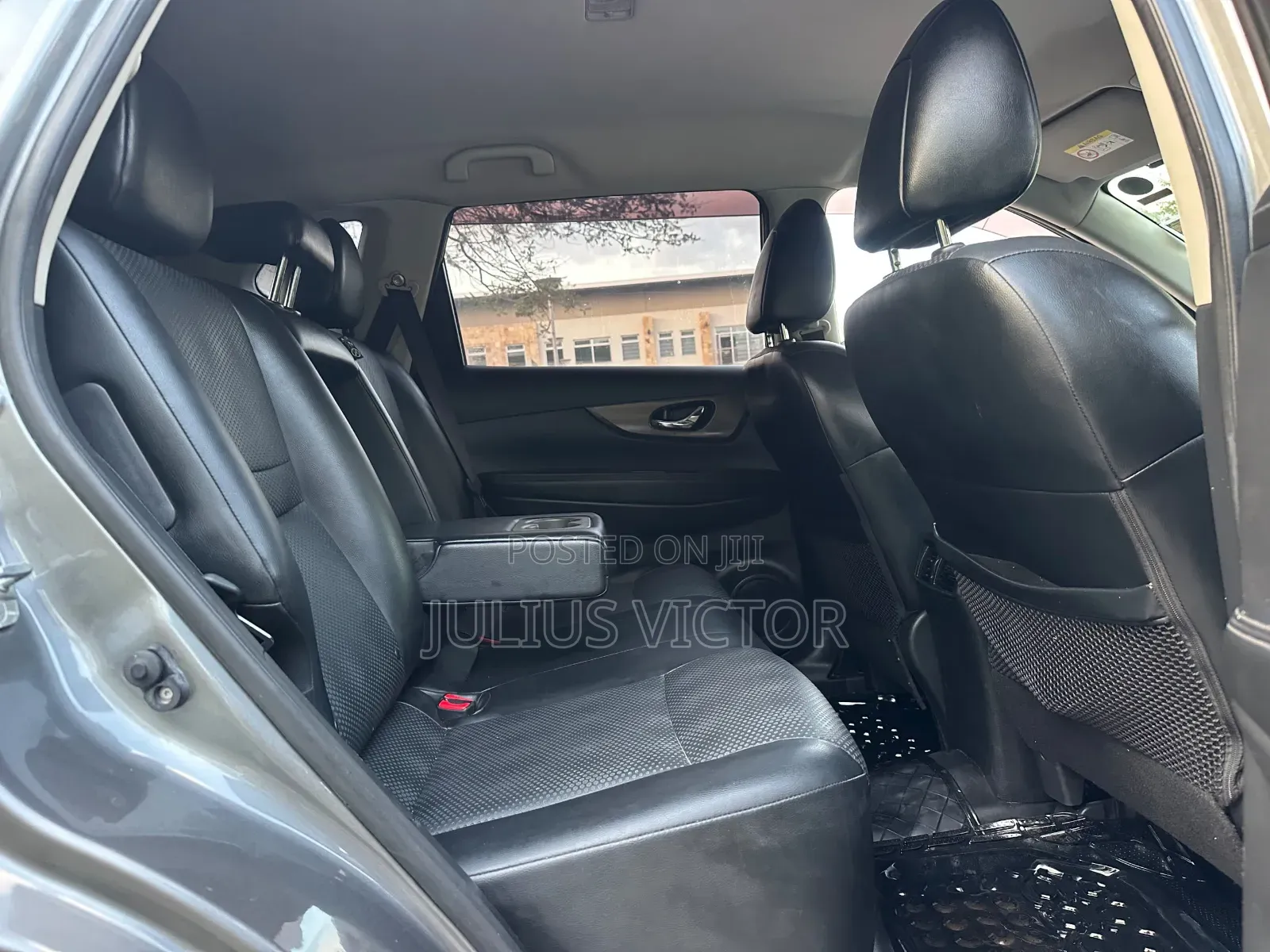 Nissan X-Trail 2017 Gray