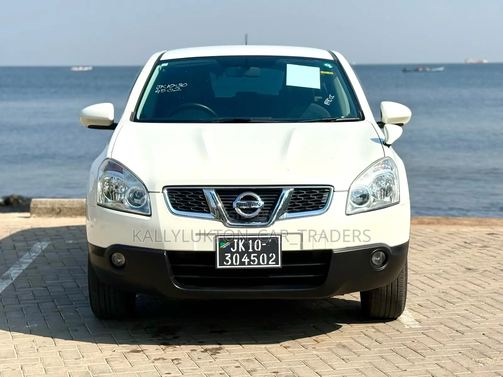Nissan Dualis 2011 White