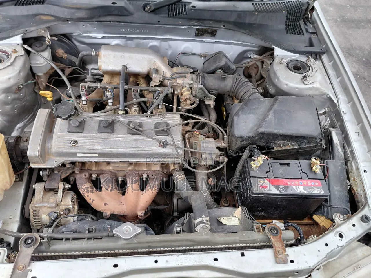 Toyota Carina 2000 Silver